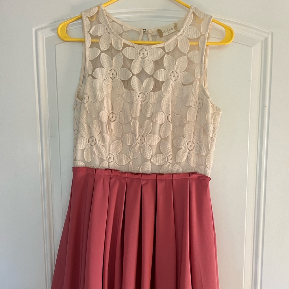 Altar’d State above the knee dress